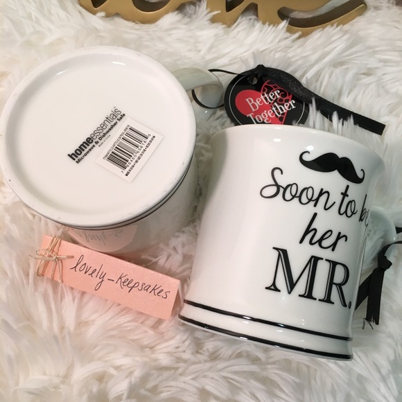 Home Essentials His and Her Mugs - Picture 4 of 5